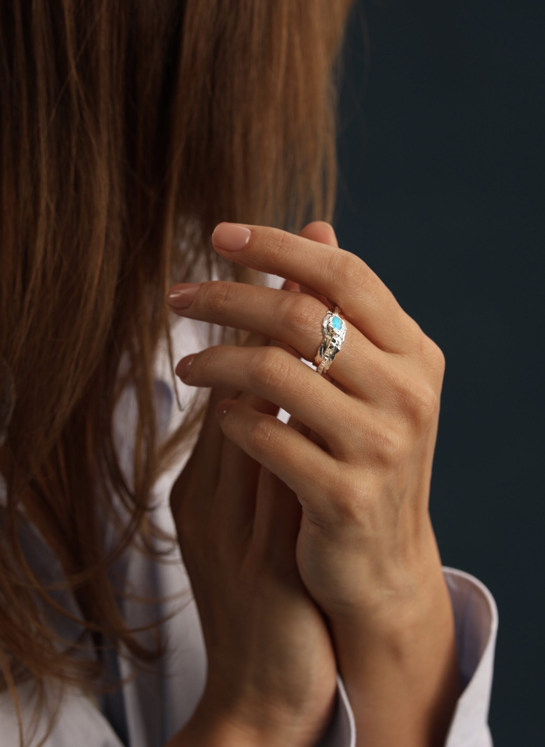 IKANI ხელნაკეთი ვერცხლის ბეჭედი, დამზადებულია უმაღლესი 925 სინჯის ვერცხლით - სურათი 2